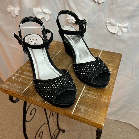 Zoey Wedge  Black Dress Shoes - Picture 1 of 4